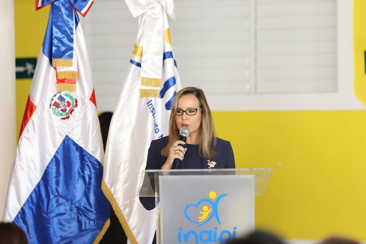Darina Custodio, Subdirectora del INAIPI, resaltó la importancia que tiene la lactancia materna para el bebé y para la madre, por lo que garantizó que desde el INAIPI se continuará dando cumplimiento a la Ley 8-95 que declara Prioridad Nacional la Promoción y Fomento de la lactancia Materna