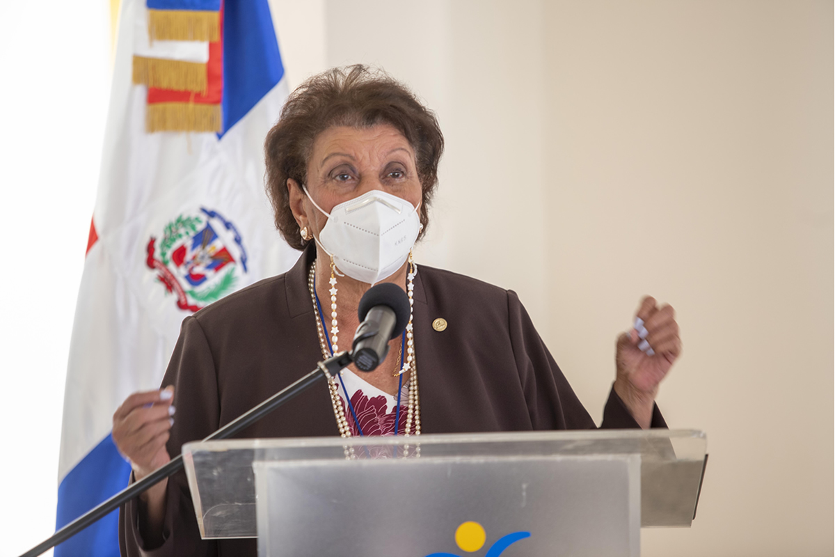 Primera dama Raquel Arbaje de Abinader visita Caipi La Unión, en Los Alcarrizos
